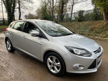 FORD FOCUS 1.0 T EcoBoost Zetec 